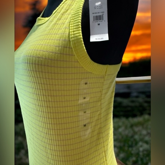 GAP Green Ribbed Sleeveless Tank Top - Picture 3 of 3